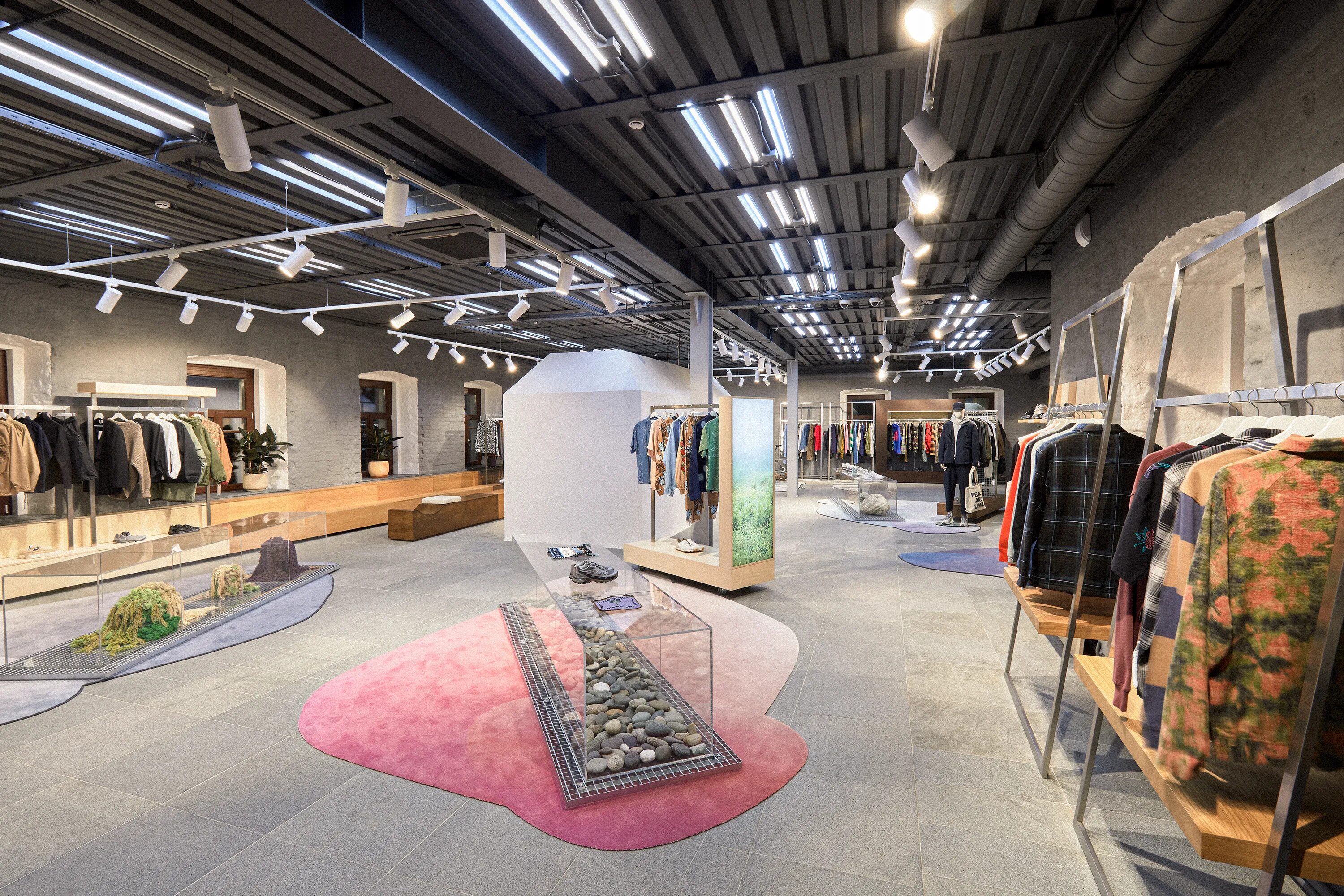 Anthropologie's Upgraded Newport Beach Store Offers Major Home Decor Inspo Offic