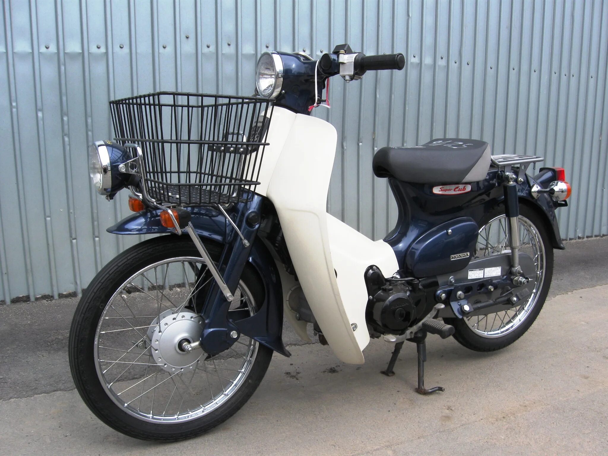 Honda super Cub 50. Мопед Honda super Cub. Мопед Honda super Cub 50. Honda super Cub 50 Custom.