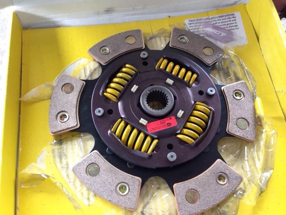 Сцепление act nissan. Керамическое сцепление. Диск сцепления керамика ваз 184мм. Керамический диск сцепления на ваз 2107. Керамическое сцепление на ваз 2110.