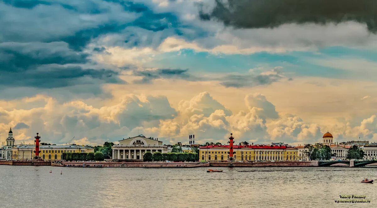 Васильевский остров 16 18. Стрелка Васильевского острова панорама. Панорама стрелки Васильевского острова. СПБ стрелка Васильевского острова панорама.