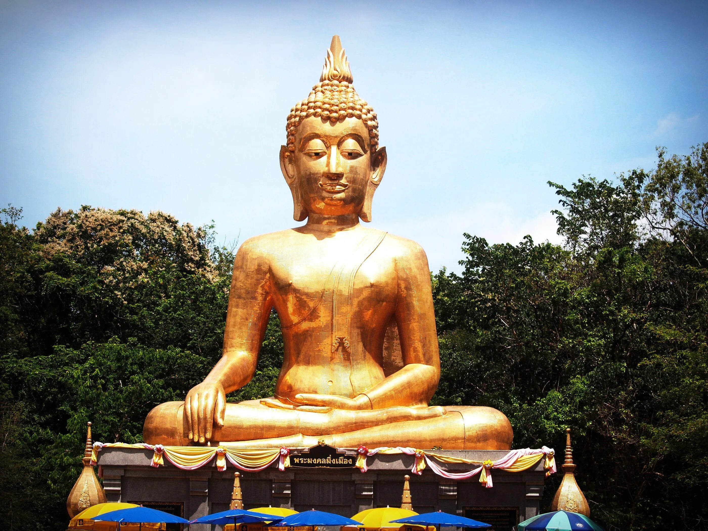 Бог буда. Бог Будда в древней Индии. Статуи богов Будды в Индии. Будда Шакьямуни. Будда Шакьямуни Индия.