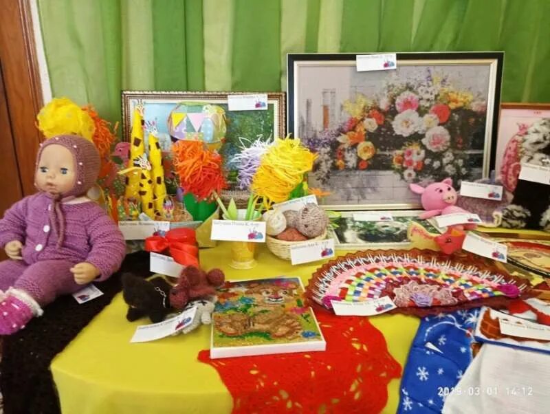 Агапаирем выставка изделий,, город мастеров,, 2021. Выставка совместных работ. Поделка маленькие помощники для конкурса. Выставка совместных работ. Выставка совместных работ.