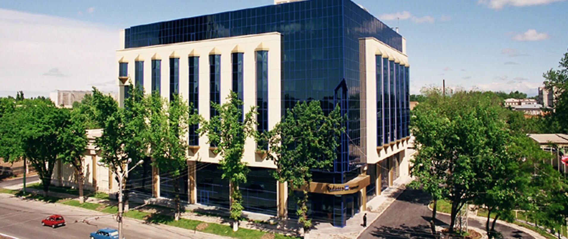 Рэдиссон ташкент. Рэдиссон блю ташкент. radisson blu hotel ташкент. бассейн рэдиссон ташкент. гостиница рэдиссон в ташкенте.