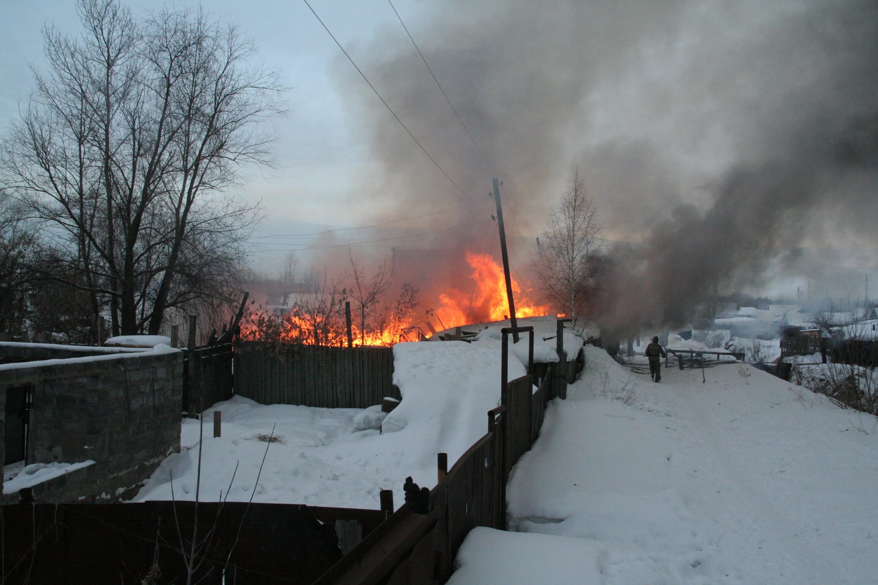 Пожар в Куйбышеве Новосибирской области. Пожары в Кыштовке. Пожар в Инском. Пожарная часть Кыштовка.
