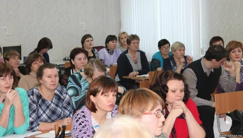 День экономиста в россии в 2022. Управление образования экономист. Управление образования экономист. Девушка бухгалтер. Управление образования экономист.