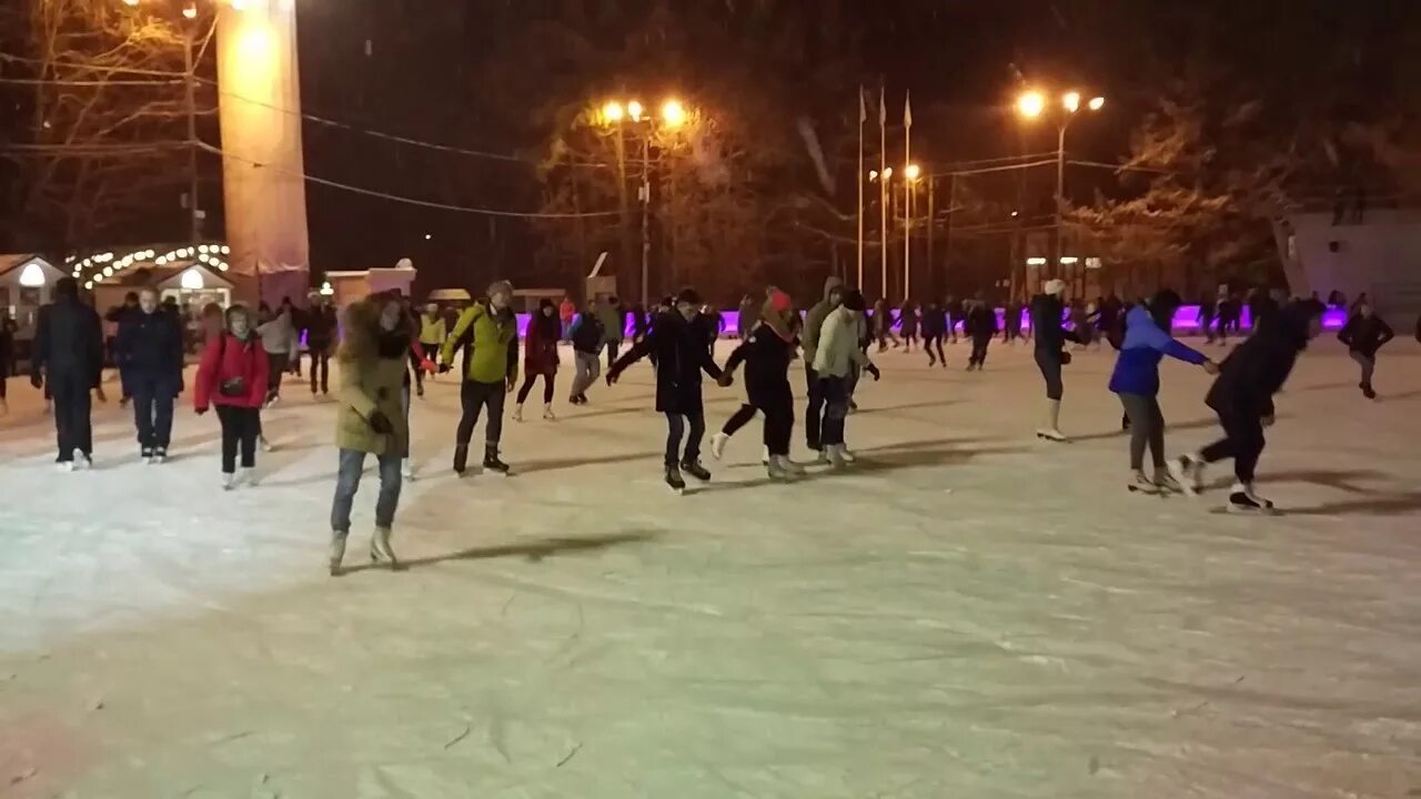 Лед сокольники купить билет. Каток гигант в Сокольниках. Каток каток Сокольники. Парк Сокольники каток гигант. Каток лед в Сокольниках.