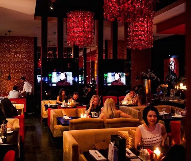 Ресторан лихорадка. Кухонная лихорадка индийское кафе. Кухонная лихорадка ресторан высокой кухни. Кухонная лихорадка пекарня 27 уровень. Рестораны игра cooking fever.