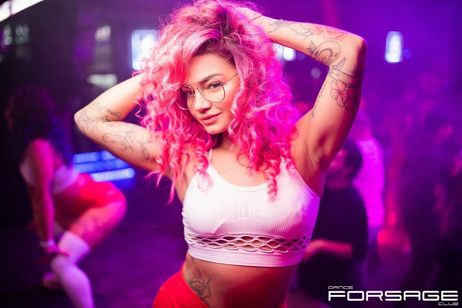 Dj lady. Шелли шелли леди. night club lady.