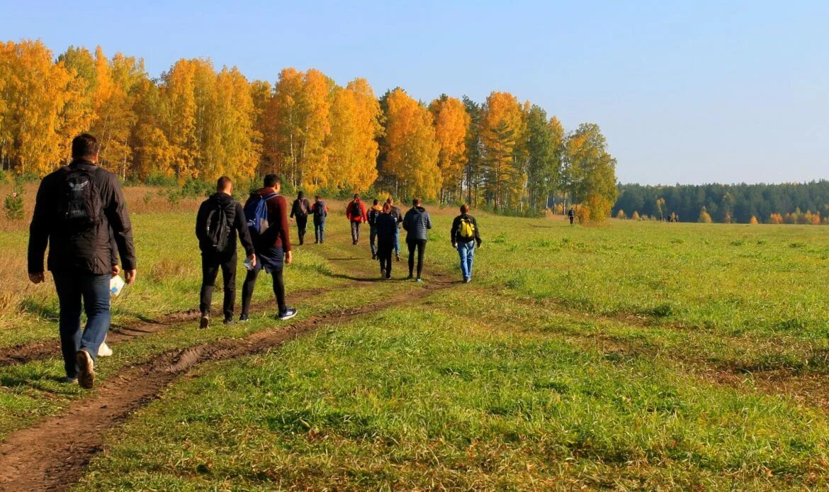 Майская прогулка маршрут. Майская прогулка екб. Типичные каникулы. Майская прогулка пешая. Майская прогулка 2022 екатеринбург.