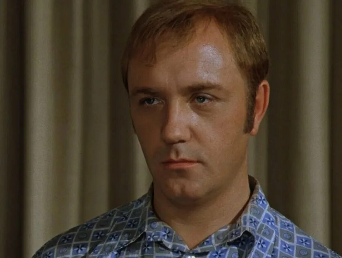 Леонид куравлёв. Куравлев снимался. Куравлев снимался. Леони́д вячесла́вович куравлёв 2022. Леонид куравлёв в молодости.