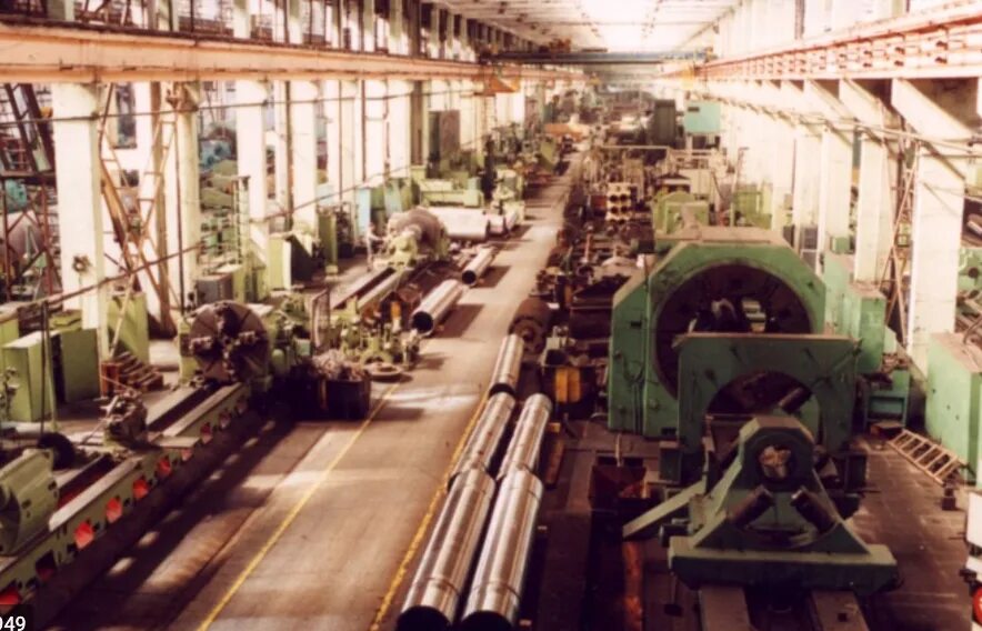 Шлифовальный станок всз 70. Устаревшее оборудование ютуб. Старинные станки. Старинный токарный станок. Шлифовальный станок всз 70.