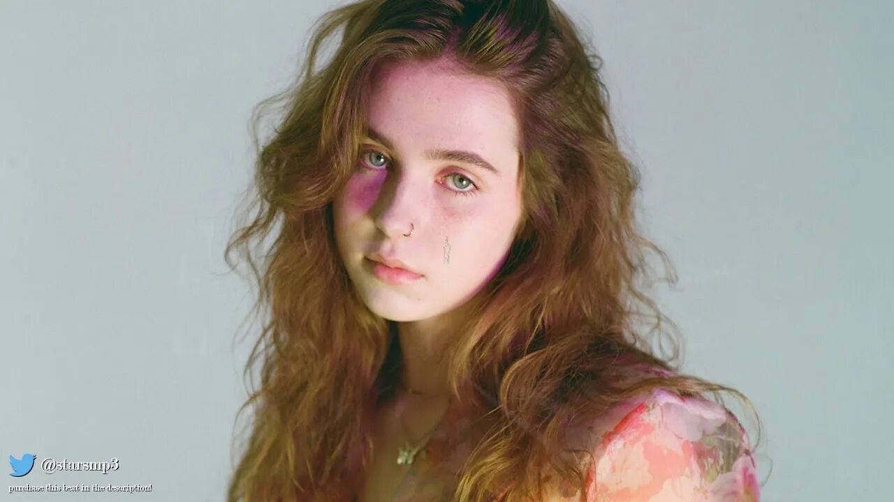 Песня sofia clairo. Diary 001 clairo. Clairo переводы песен. Clairo переводы песен. Claire cottrill pretty girl.