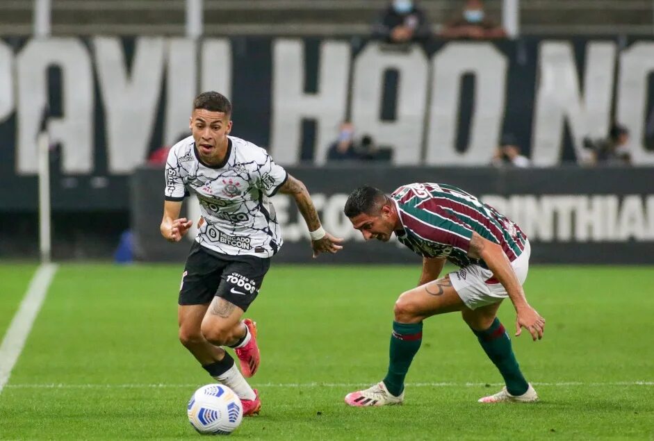 Бруно гимарайнш тренируется с флуминенсе. Даниэль соуза перейра. Перейра 2013. Габриэль перейра в цска. Габриэль перейра в цска.