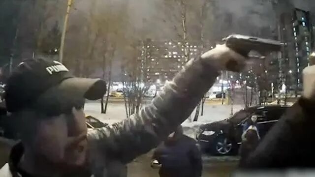 Перестрелка реально. Перестрелка в зеленограде сегодня. видео стрельба ситимолл.