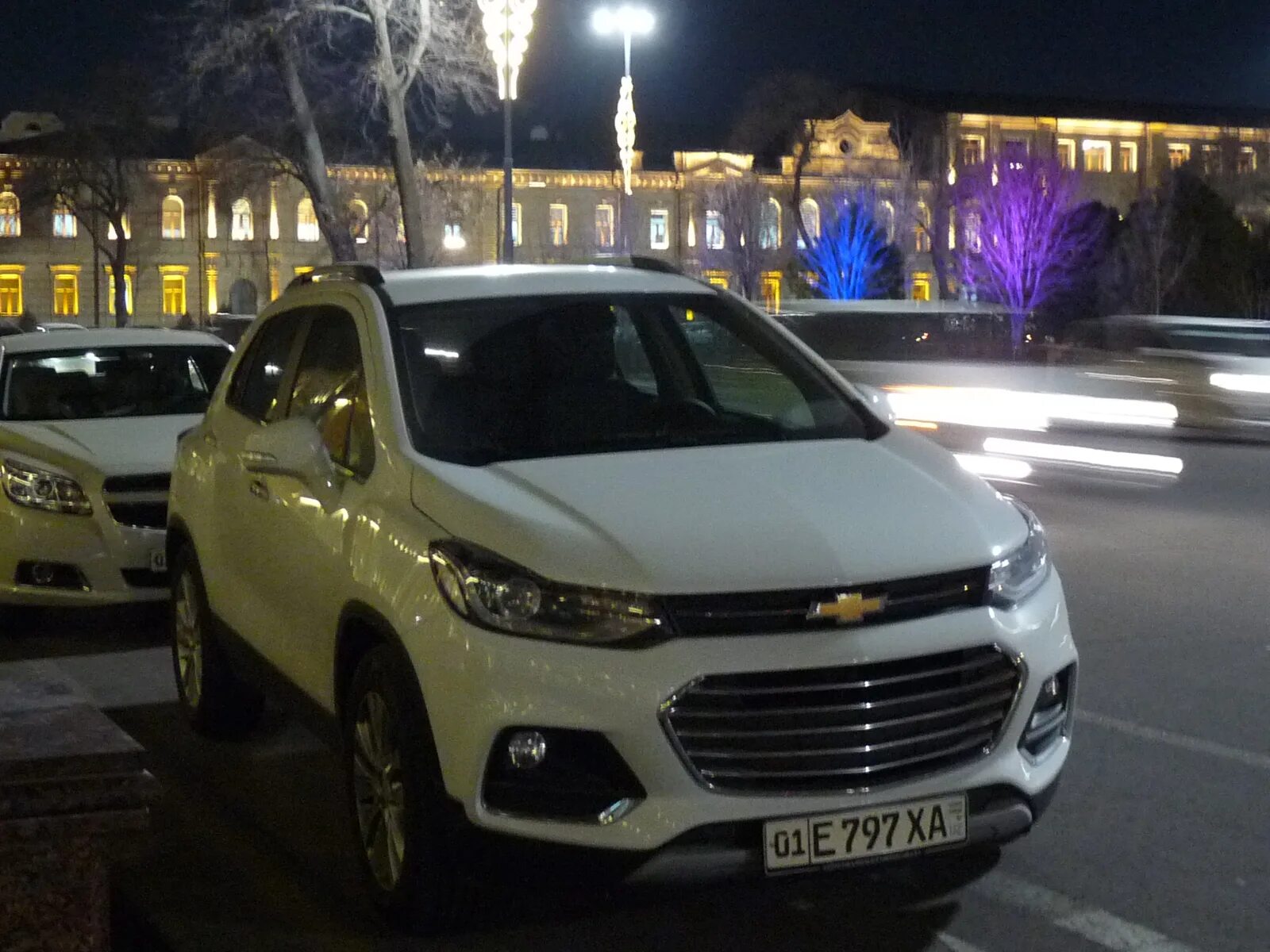 Шевроле трекер 2019. Chevrolet Tracker 2019 Tuning. Chevrolet Tracker 2022 Узбекистан. Chevrolet Tracker 2019 Узбекистан. Купить шевроле в узбекистане