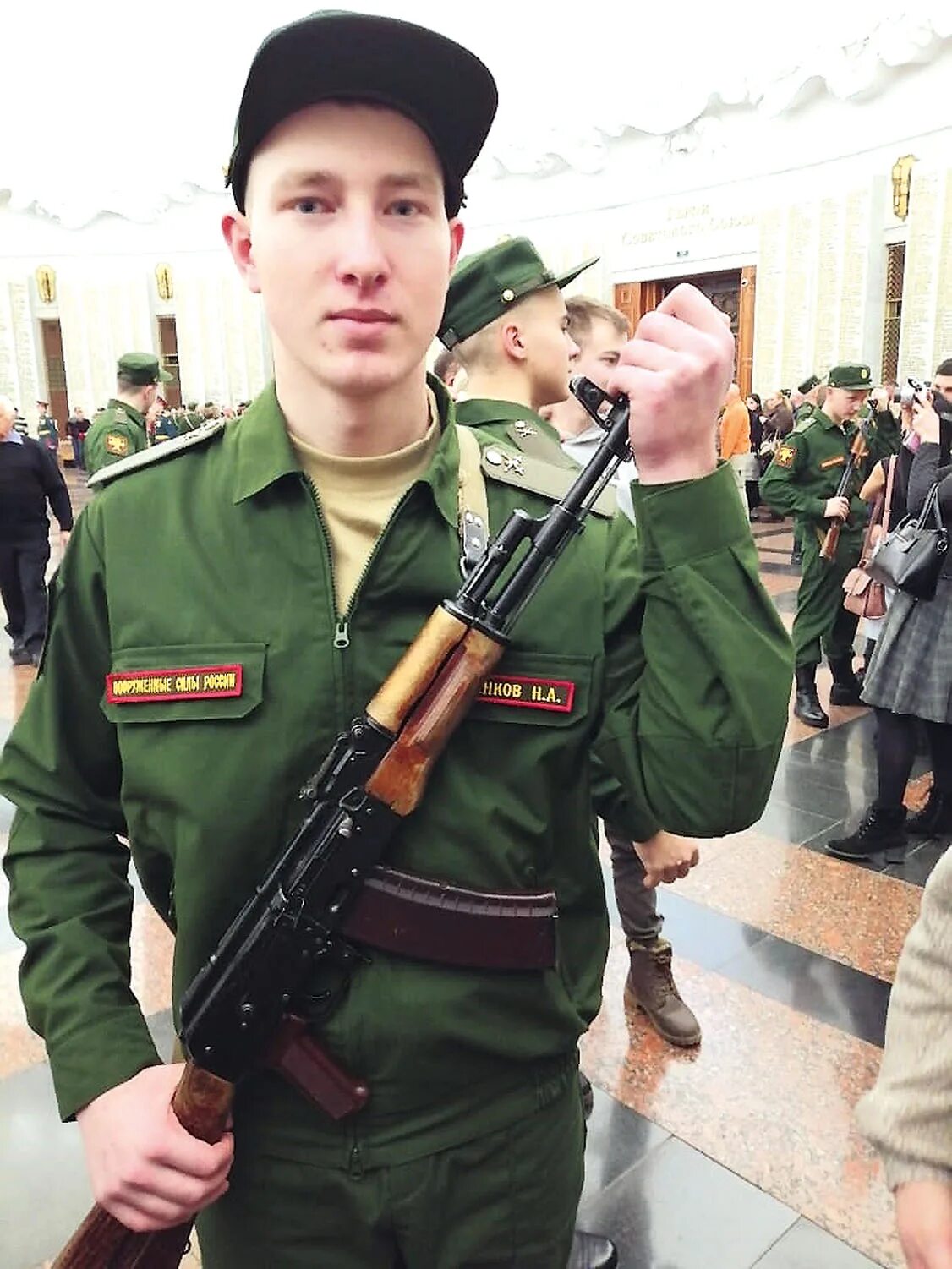 Рота много. Комендантская рота. форма комендантской роты. служба в армии. комендантская служба в армии.