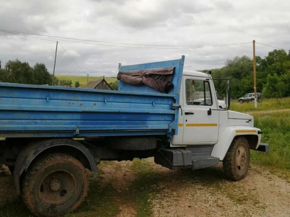 Авито легковые автомобили татарстане. ГАЗ-3309 самосвал дизель механика. ГАЗ-3309 самосвал белый механика. ГАЗ 3309 дизель. ГАЗ 3309 самосвал 2006 года.