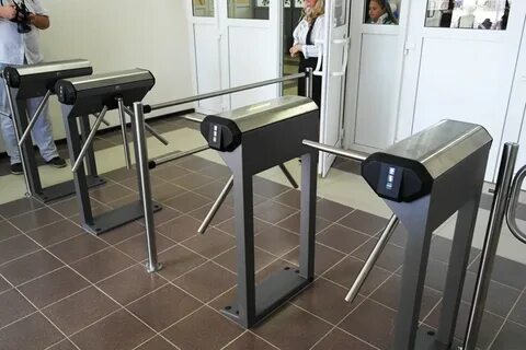 Электронная проходная через турникет