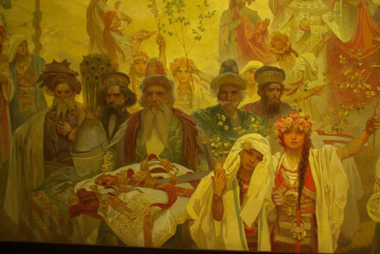 В некоторых картинах. Альфонс Муха Славянская эпопея Король Пржемысл Отакар второй. Славянская эпопея. Славянская эпопея картины. Альфонс Муха Славянская эпопея праздник Свентовита на острове Руга.