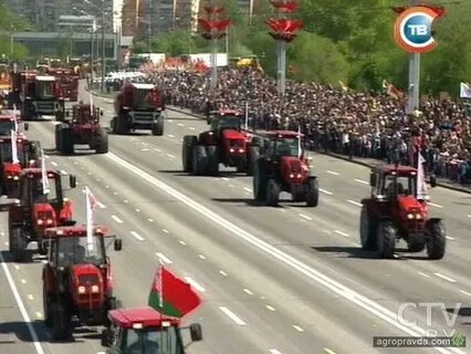 Трактор едет по дороге проезжает 10 метров