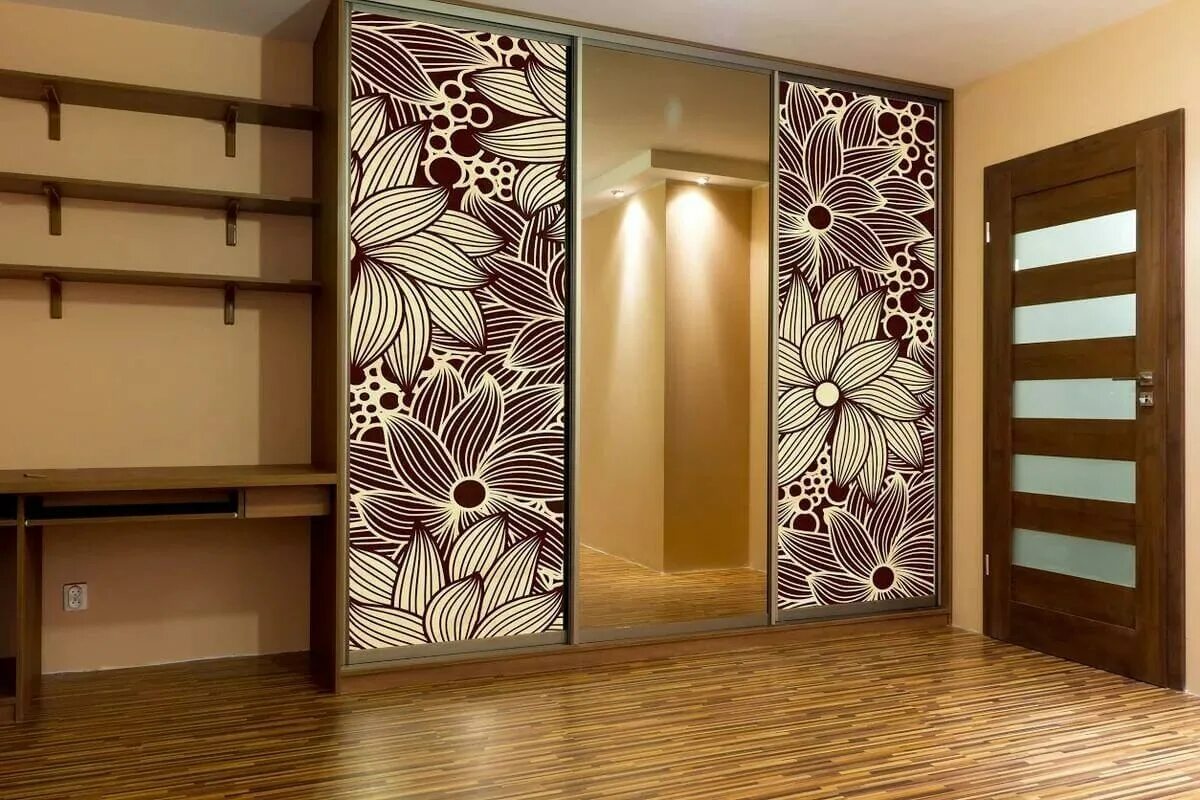 The English Wardrobe Company. Lovely wardrobes. Mirrored wardrobe doors, Wardrob