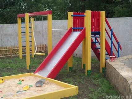 Под детскую площадку