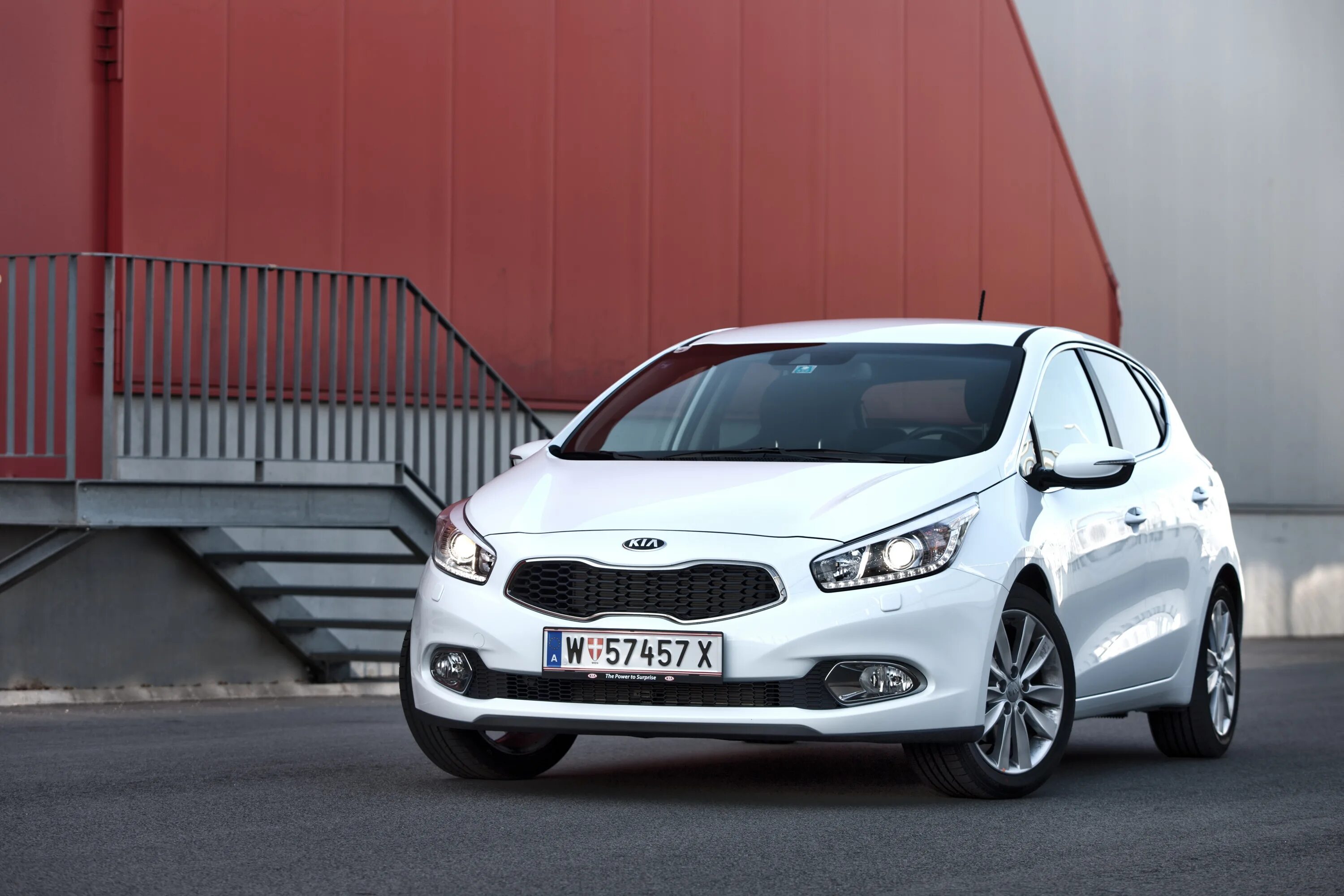 Kia Ceed 2013. Kia СИД 2012. Kia Ceed 4. Kia Ceed 2013 хэтчбек.