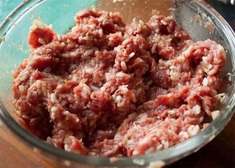 Фарш для голубцов с рисом и мясом. Фарш для голубцов. рис с фаршем. фарш для голубцов с рисом. фарш мясной с рисом.