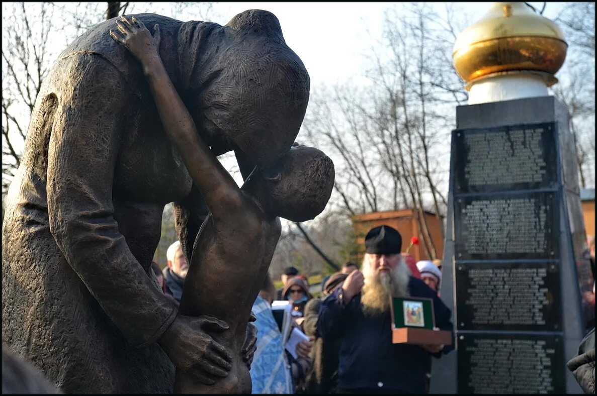 Памятник детям Беслана в Мураново. Памятник бесланским детям в Мураново. Памятник бесланским детям в Москве. Сходить посвятить