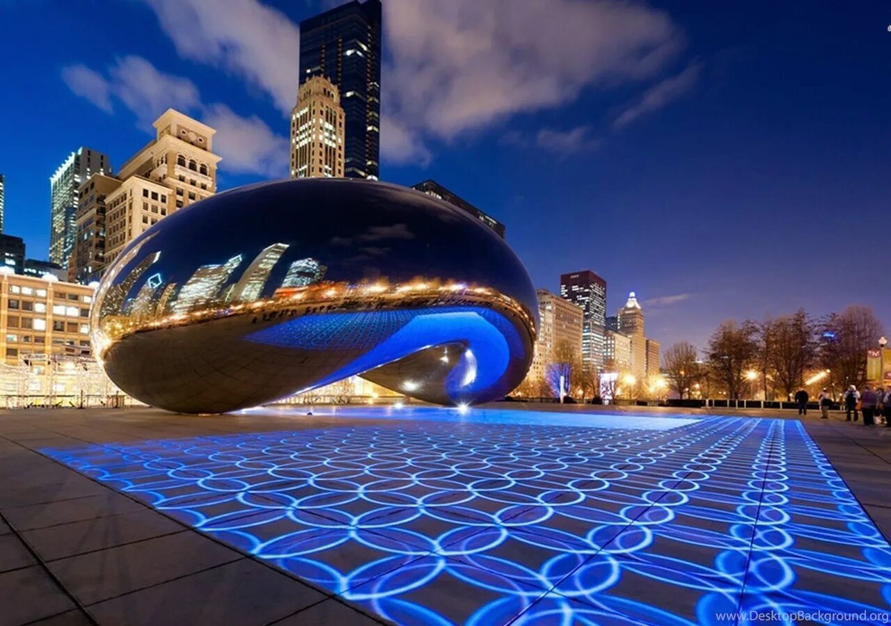 Cloud gate