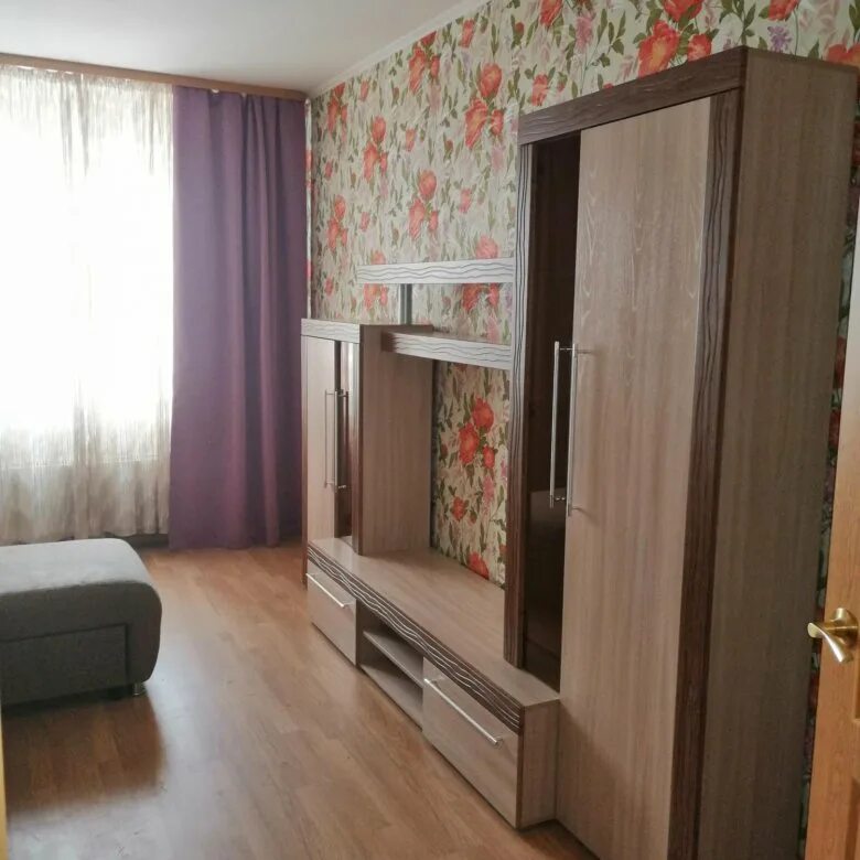 Продажа квартир в александрове. Комната 34 м2. Квартира Александров. Квартиры в городе Александров. Квартиры в России во Владимире.