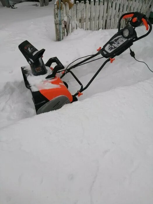 снегоуборочная машина daewoo dast 3000e. Daewoo dast 3000. снегоуборщик электрический daewoo 3000. Daewoo 3000e снегоуборщик. 8,5 л с технические характеристики.