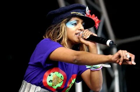 Mia paper planes