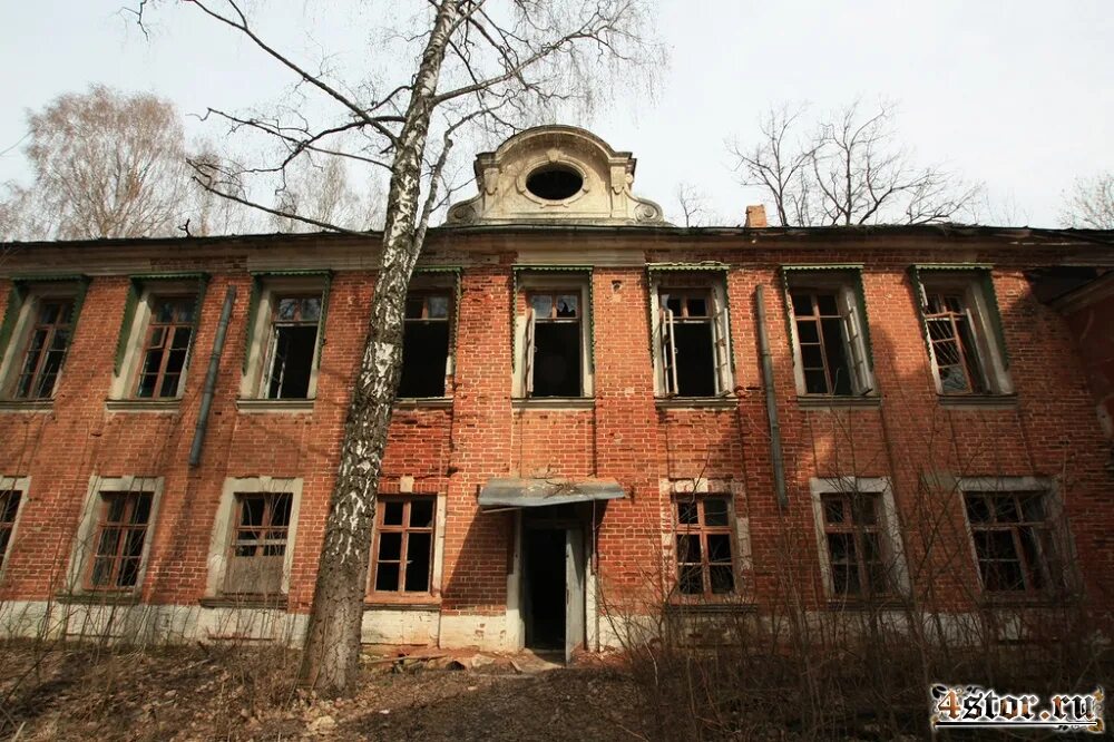 Усадьба семеновское отрада. Заброшенная усадьба семеновское-отрада. заброшенная усадьба графа орлова семеновское-отрада. семеновская отрада. озерки заброшенная усадьба отрада.