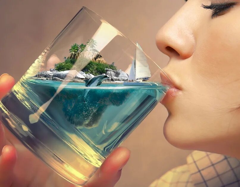 Пить мутную воду. Загрязненная вода в стакане. Стакан воды. Питье грязной воды. Грязная вода в стакане.