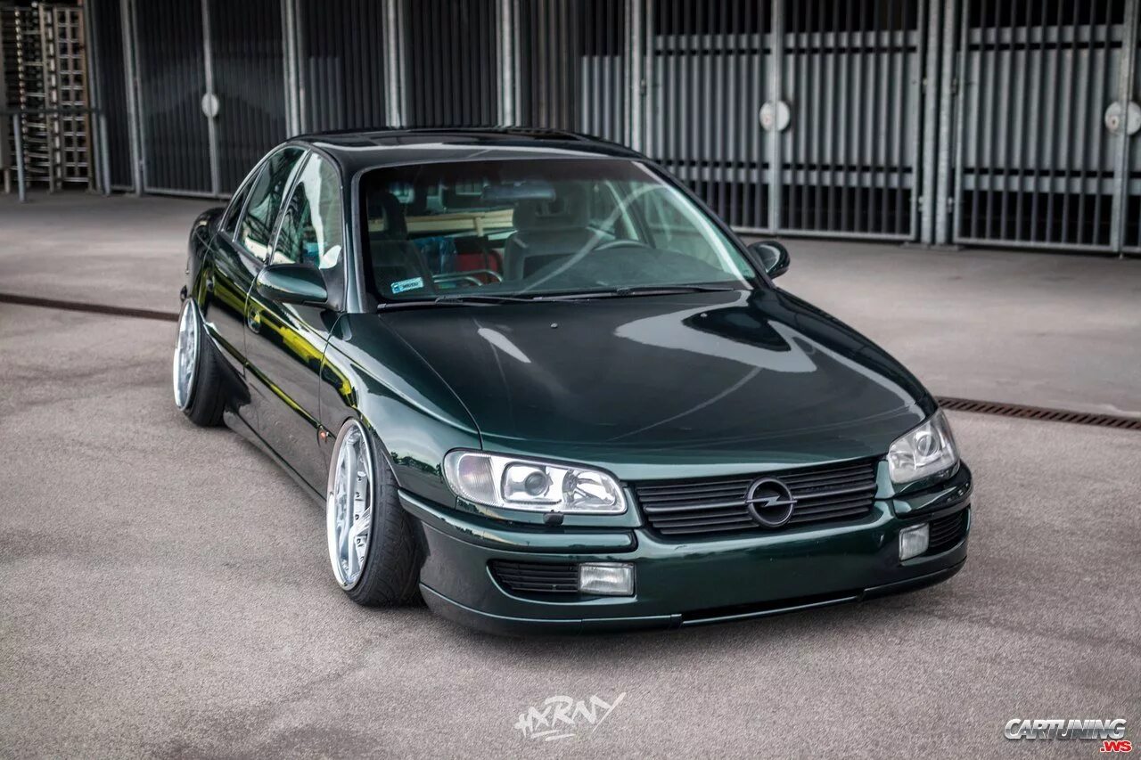 Опель омега б 5. Opel Omega b. Opel Omega b 3.0 Tuning. Opel comgo. Opel Omega b stance.