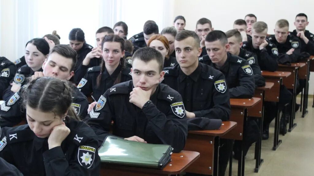 Полиция после 9 класса