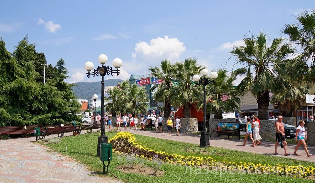 дома в лазаревском фото. сочинское шоссе 2д лазаревское. лазаревское улица октябрьская. гостевой дом на берегу моря лазаревское. рио лазаревское.