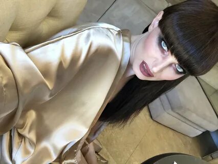 Natalie Mars в Твиттере: Today I’m playing a spooky sex ghost or something....