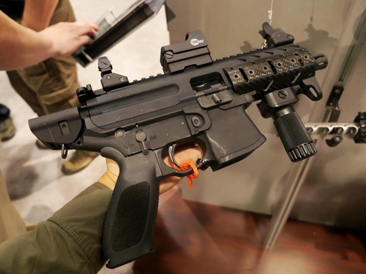 Sig mpx copperhead. Sig mpx k. sig mpx-sd. пистолеты-пулеметы sig sauer. sig mpx 8.