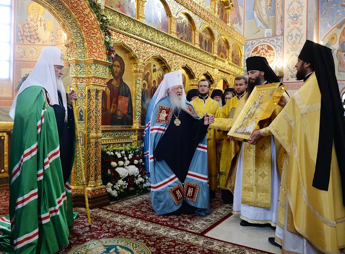 богослужение в троицком храме реутова