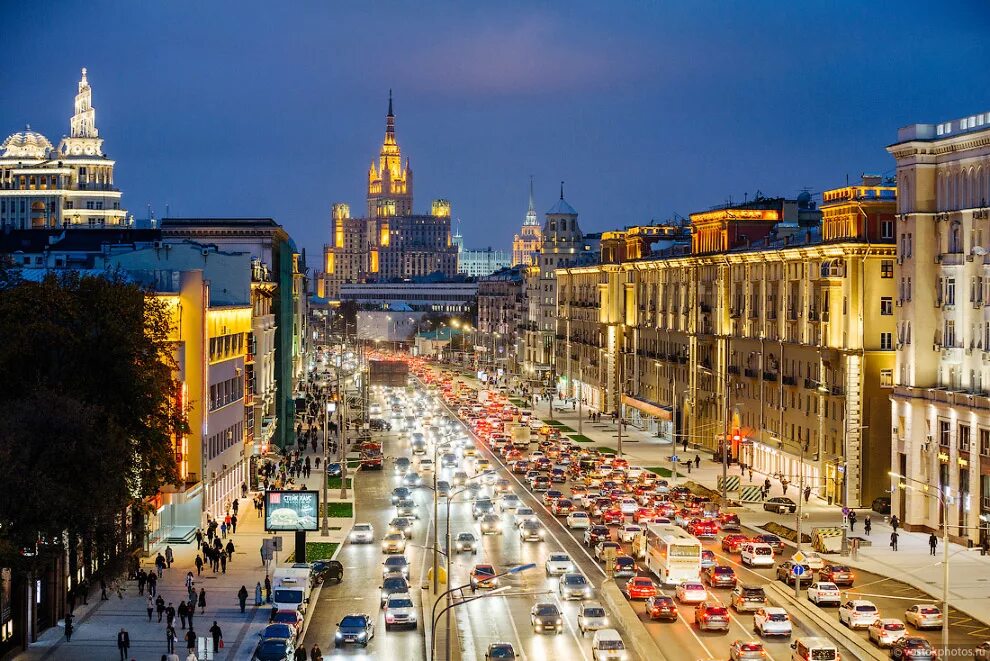 Назовите главную улицу города. Тверская улица Москва. Главная улица Москвы Тверская. Центр Москвы улицы. Тверская улица Арбат.