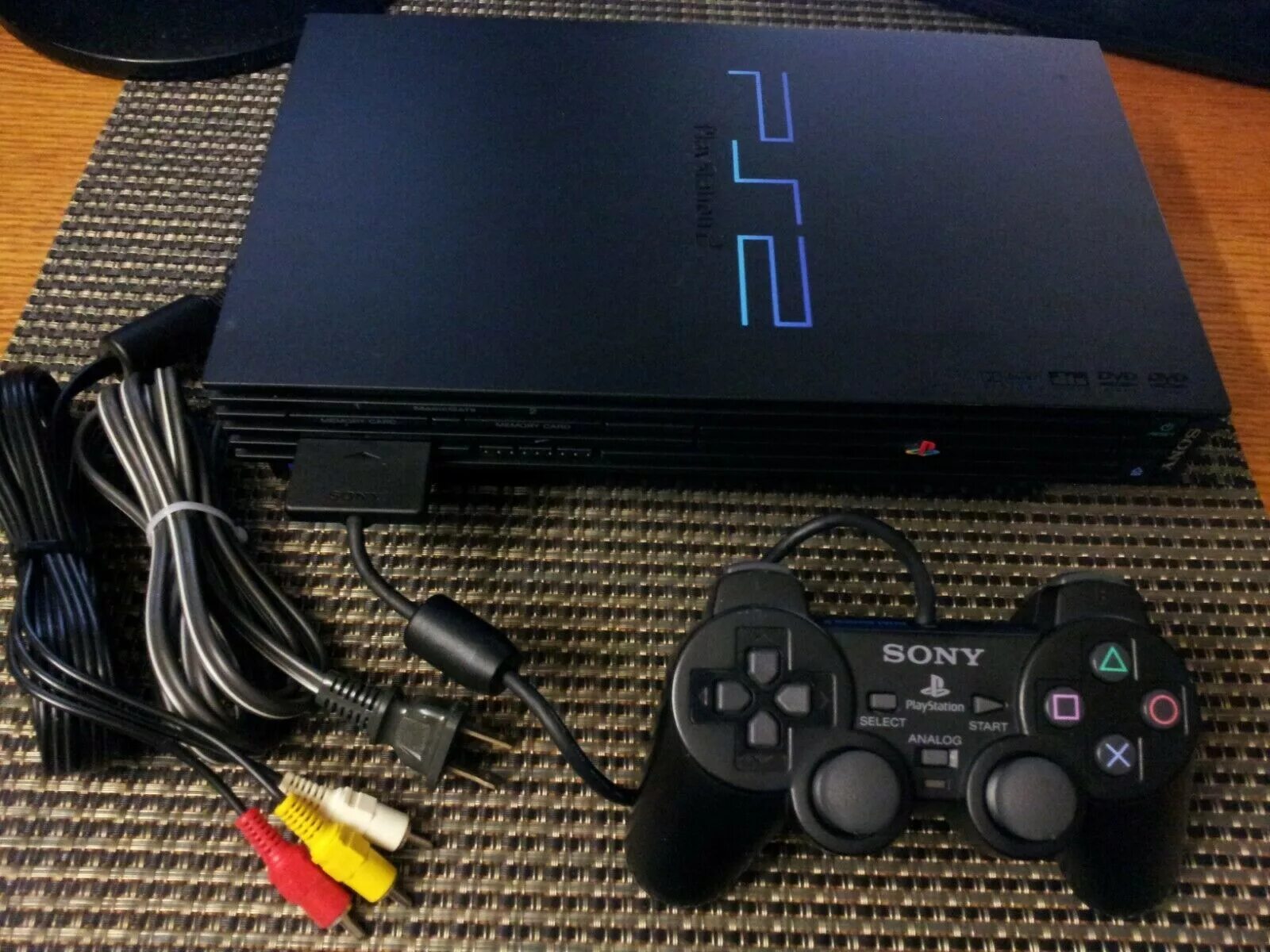 Сони плейстейшен 2. Sony PLAYSTATION 2 ps2. Sony ps2 fat. Sony PLAYSTATION 2 fat.