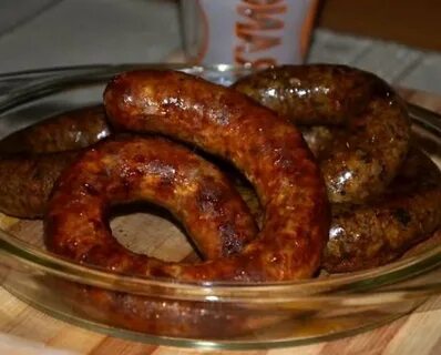 Колбаски для жарки домашние в кишке рецепт