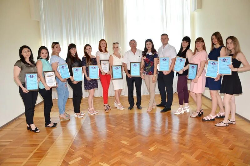 Наружная реклама ростов северный. Агентство аксай. Недвижимость батайск агентство. Аксай 2023. Батайск, ул.