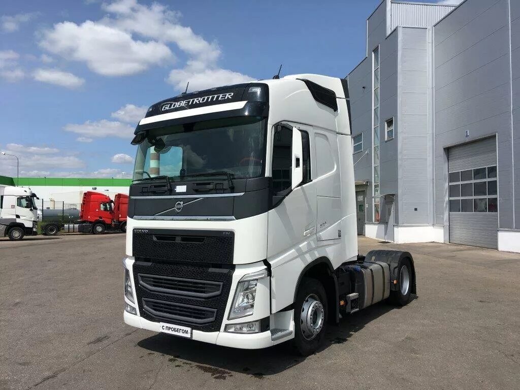 Авито volvo fh. Volvo fh13 2018. Volvo FH 2018 4x2. Вольво тягач 2018. Тягач Volvo FH 2018.