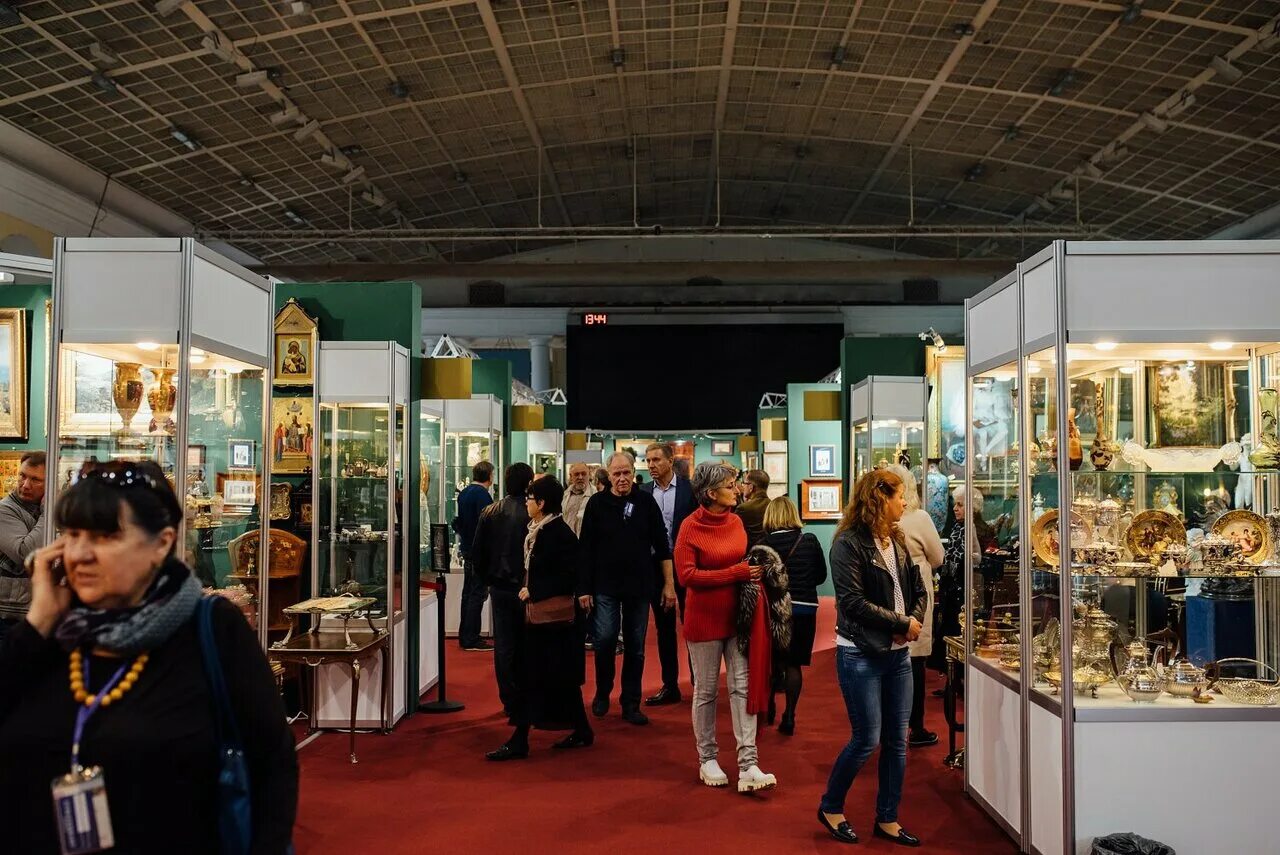 выставка коллекционеров афиша. морозовы коллекционеры. музейные экспонаты. выставочный зал прикладного искусства. коллекция морозова.