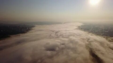 Пропитанный солнцем туман лежал над москвой причастие