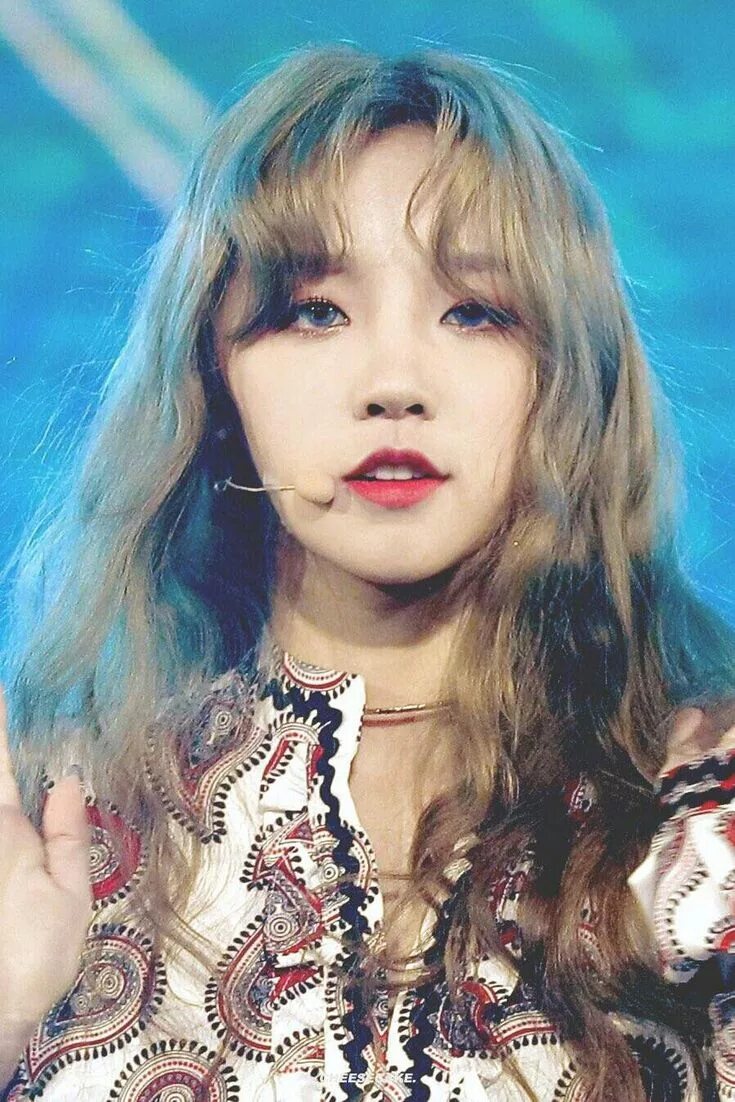 Юци g idle. Gidle yuqi. джи айдл юци. yuqi g idle. g idle юйци.
