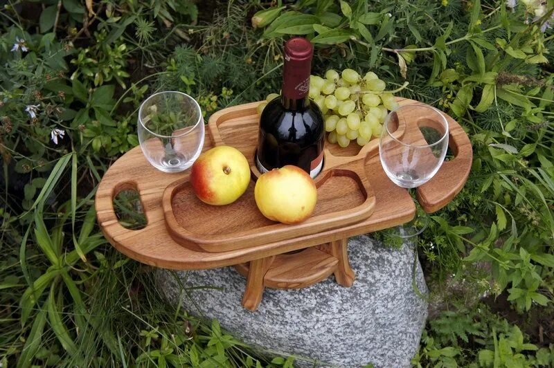 Поднос для вина. Винница из дерева. Винница из дерева купить. Круглый винный столик из дерева. Винница из дерева купить.
